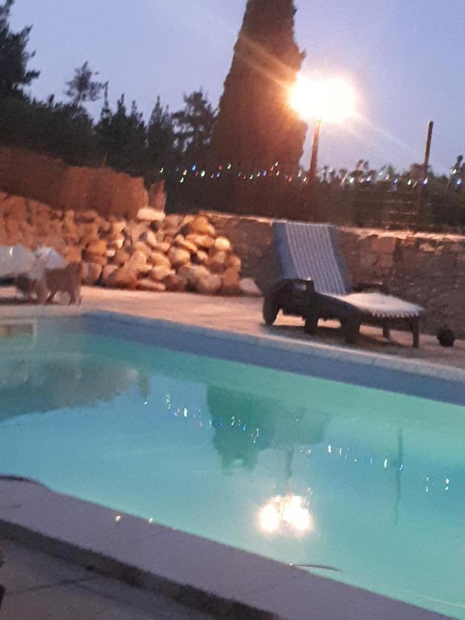 La Medeenne Alairac エクステリア 写真