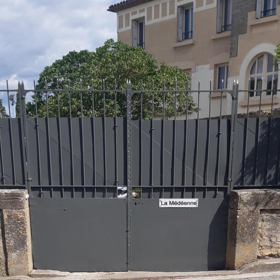 La Medeenne Alairac エクステリア 写真