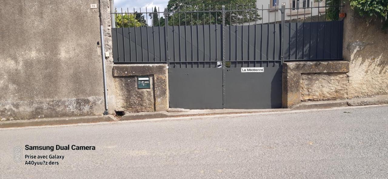 La Medeenne Alairac エクステリア 写真